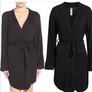 Honeydew Black Mini/Jersey Robe